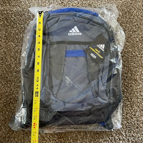 NWT Adidas Finley 3 Stripe Backpack - Picture 3 of 5